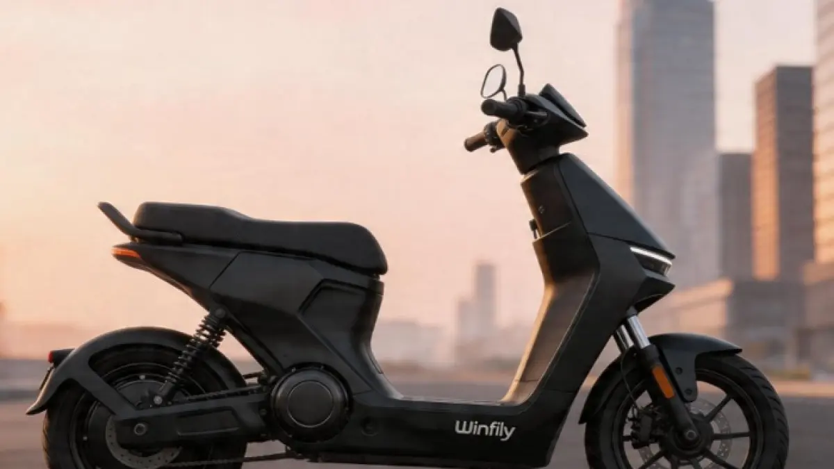 Motor listrik Indomobil Cutie hadir di IMS 2026, harga Rp15 juta dengan jarak tempuh hingga 135 km dan fitur modern. Ilustrasi Gemini AI
