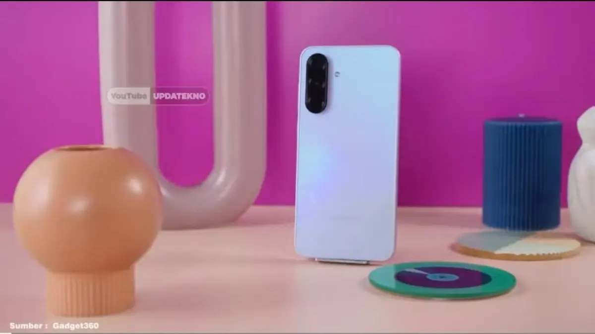 7 HP Samsung RAM 8/256 GB terbaik 2026, performa cepat dan memori lega untuk multitasking dan penyimpanan besar.