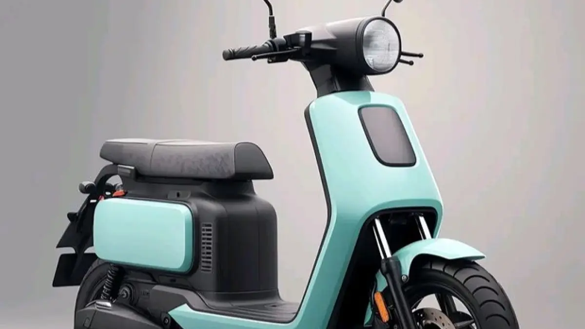 Review Indomobil E-Motor Sprinto 2026, skutik listrik sporty dengan jarak 110 km dan fitur canggih untuk harian.
