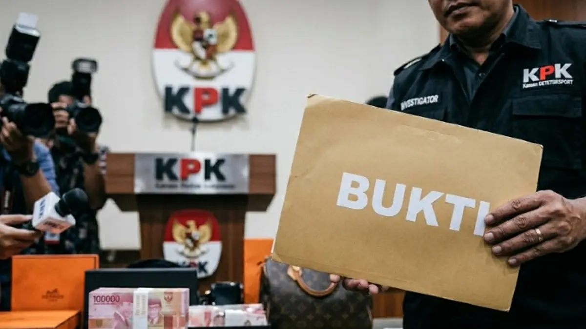 OTT KPK Tulungagung 2026 ungkap modus pemerasan Bupati Gatut Sunu Wibowo, setoran miliaran hingga manipulasi APBD (Gemini AI).