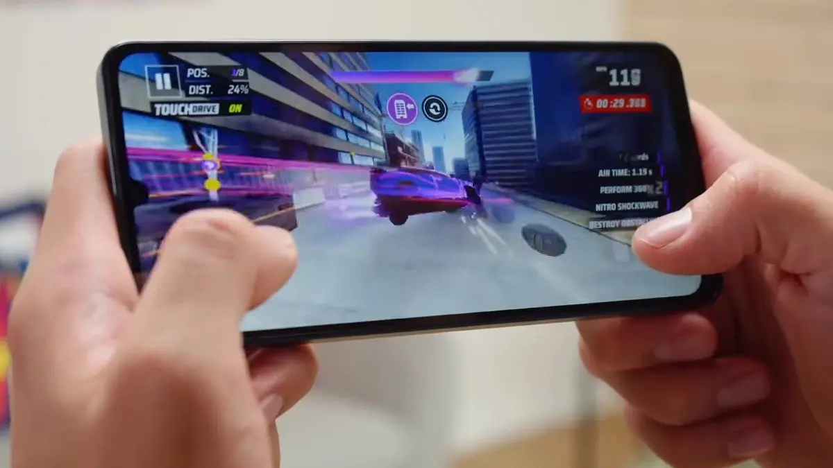 HP Samsung terbaru April 2026 hadir dari Galaxy S26 Ultra hingga A07. Simak daftar rekomendasi smartphone Samsung terbaik di semua kelas.(SC YOUTUBE)