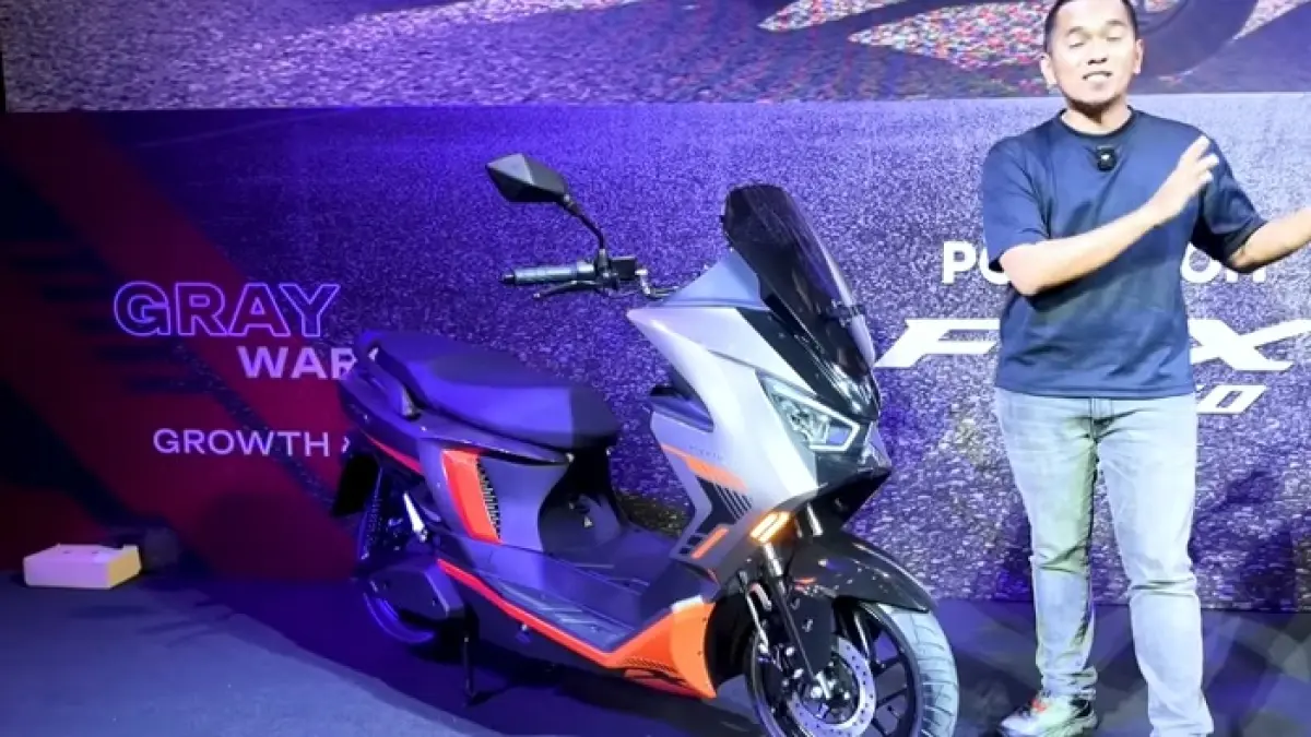 Tes jalan Polytron Fox 350 performa dan kenyamanan di tanjakan ekstrem, hasilnya tetap kuat dan nyaman. (SC YOUTUBE)
