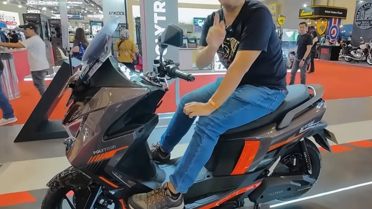 Tes jalan Polytron Fox 350 performa dan kenyamanan di tanjakan Puncak, hasilnya tenaga kuat dan tetap nyaman. (SC YOUTUBE)