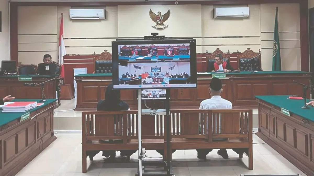 Dua terdakwa kasus dugaan penyalahgunaan surat keterangan tidak mampu (SKTM) di RSUD dr Iskak dituntut 5 tahun penjara.
