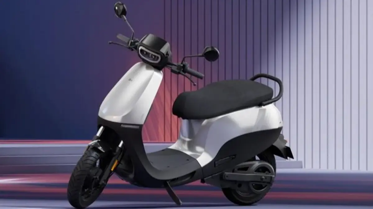 Indomobil E-Motor Tirano 2026 hadir dengan fitur baru, TCS lebih mudah, dan harga terbaru. Simak spesifikasi lengkapnya!