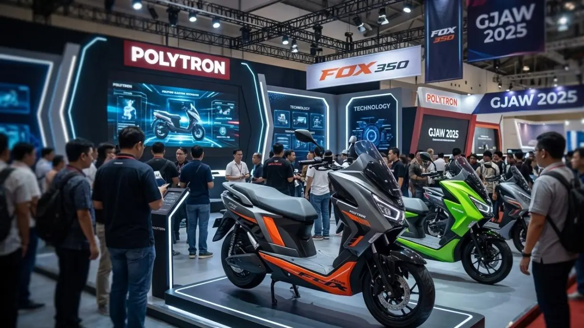 Polytron Fox 350 jadi motor listrik paling diburu di GJAW 2025. Harga Rp15 jutaan, fitur canggih, desain modern.