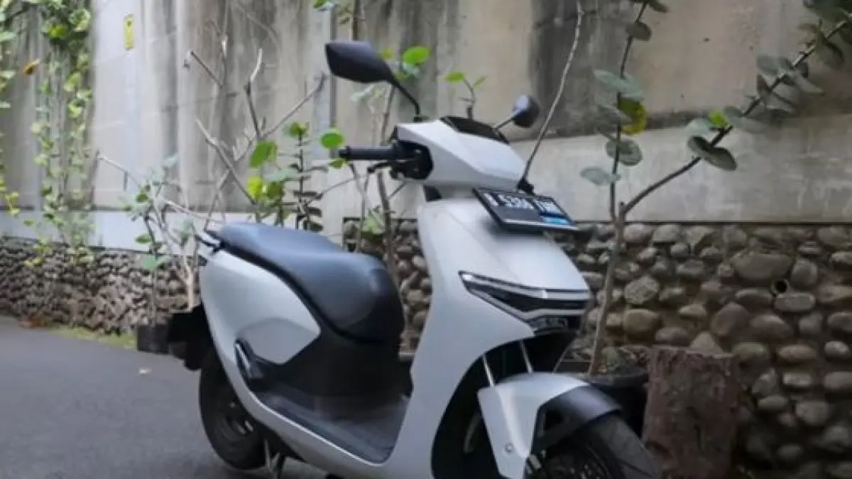 Honda CUV e: sempat viral karena diskon 60%! Simak spesifikasi, kelebihan, dan ulasan jujur performa motor listrik tercanggih Honda ini. (screenshot instaram)