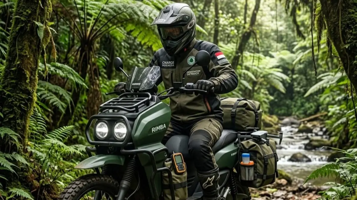 Motor listrik Rimba dari Charge Indonesia hadir dengan desain offroad dan jarak tempuh hingga 300 km, siap meluncur November.
