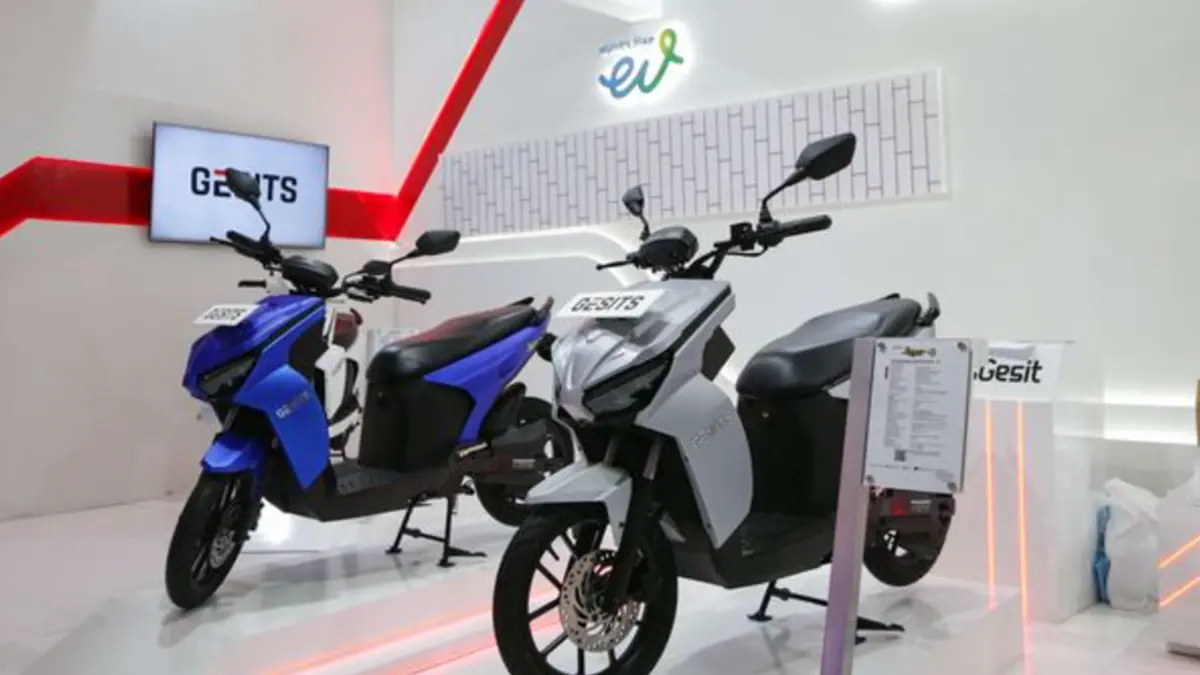 Review Gesit Raya: motor listrik murah subsidi, tapi jarak tempuh aslinya cuma segini. Layak dipakai harian?