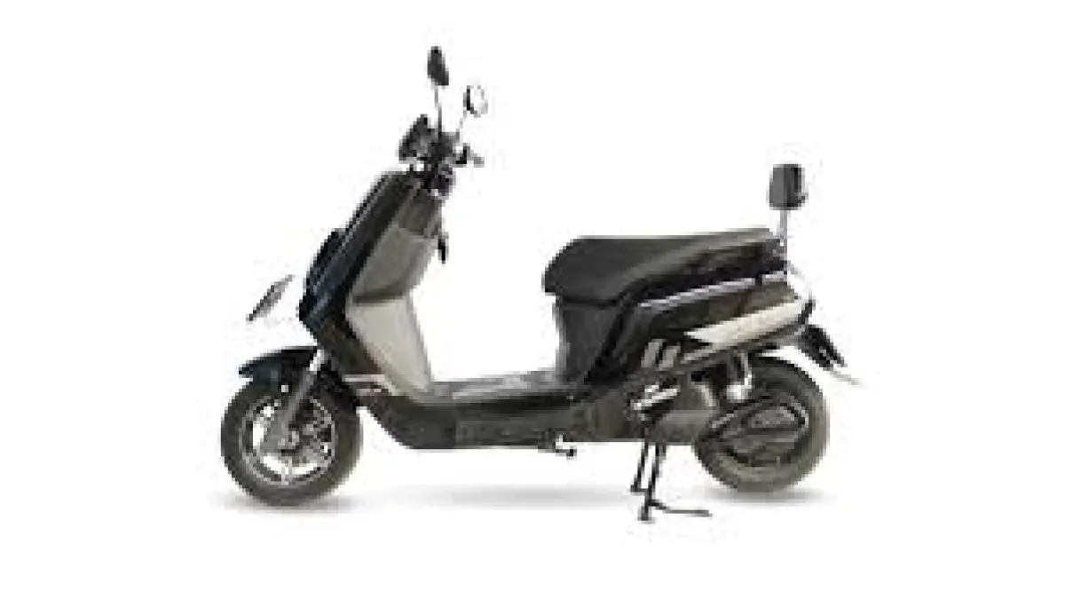 Review motor listrik Selis IMAX, start responsif, top speed 60 km/jam dan cocok buat kendaraan harian.