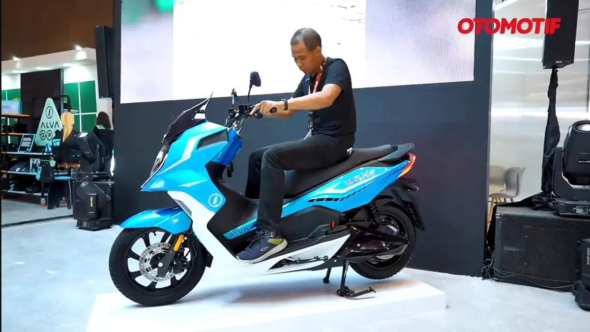 Keluhan Polytron Fox 350 viral usai pengguna mengaku motor sering mogok hingga setir putus setelah 1.500 km pemakaian.
(screenshot youtube)