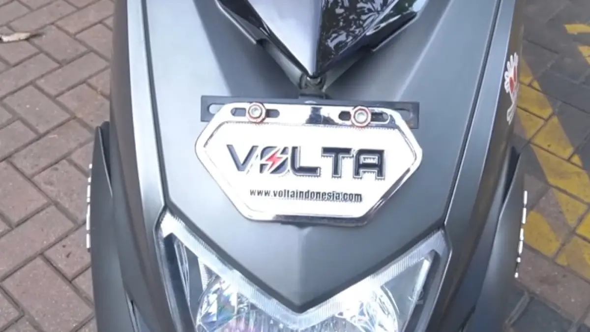 Indomobil eMotor QT Pro, motor listrik imut Rp15 jutaan dengan fitur lengkap dan jarak tempuh hingga 135 km. (SC YOUTUBE)