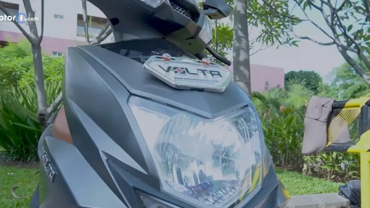 Review Volta 401 terbaru bahas performa, baterai swap, dan kenyamanan motor listrik murah yang cocok untuk harian. (SC YOUTUBE)