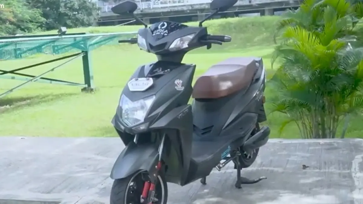 Volta 401 review terbaru, motor listrik murah dengan sistem tukar baterai praktis dan efisien untuk harian. Simak ulasannya. (SC YOUTUBE)