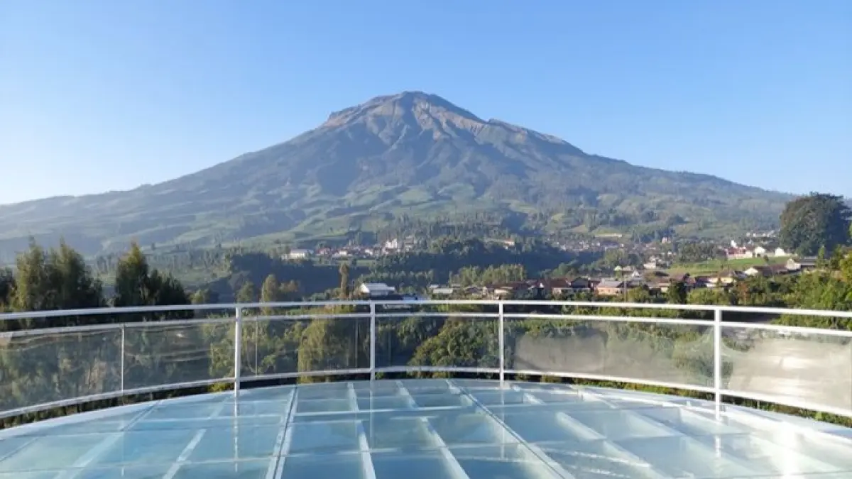 Wisata Temanggung terbaru 2026 hadir dengan panorama alam indah dan spot hits. Dari Posong hingga Pasar Papringan, wajib dikunjungi!