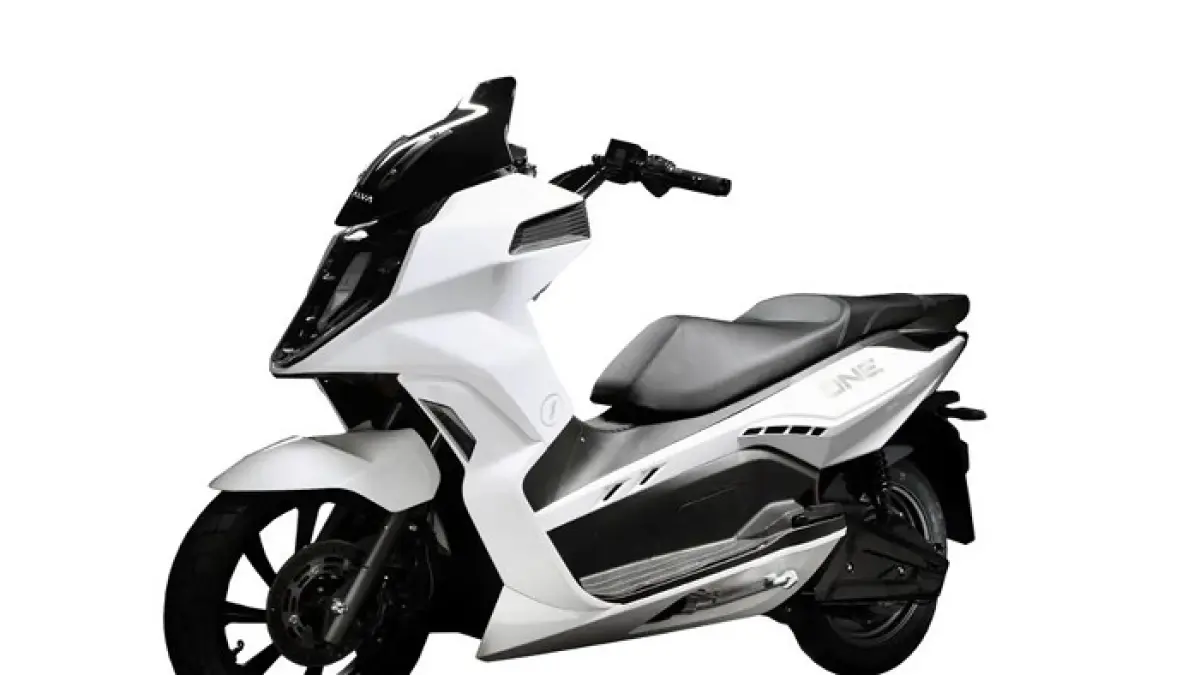 Motor listrik Alpha One XP hadir dengan TFT digital, 3 mode berkendara, dan jarak tempuh hingga 140 km setelah tambah baterai.