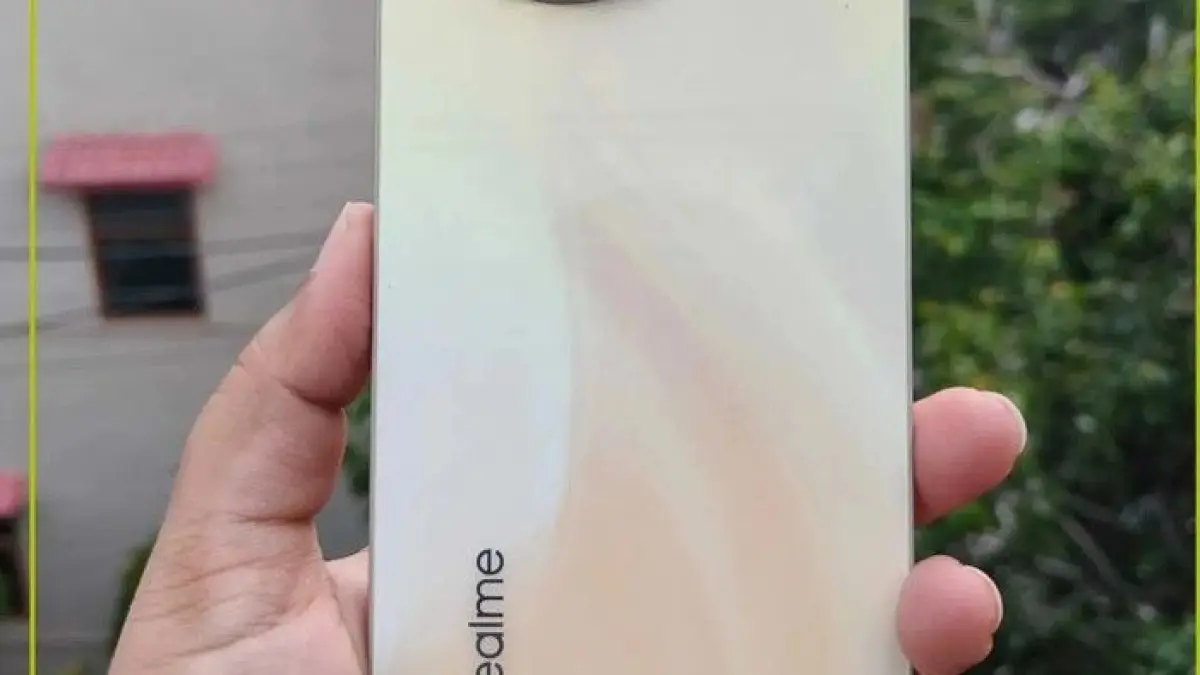 Realme Narzo Power hadir dengan baterai 10.000 mAh, AMOLED 144Hz, dan Dimensity 7400 Ultra di kelas harga 4 jutaan.
