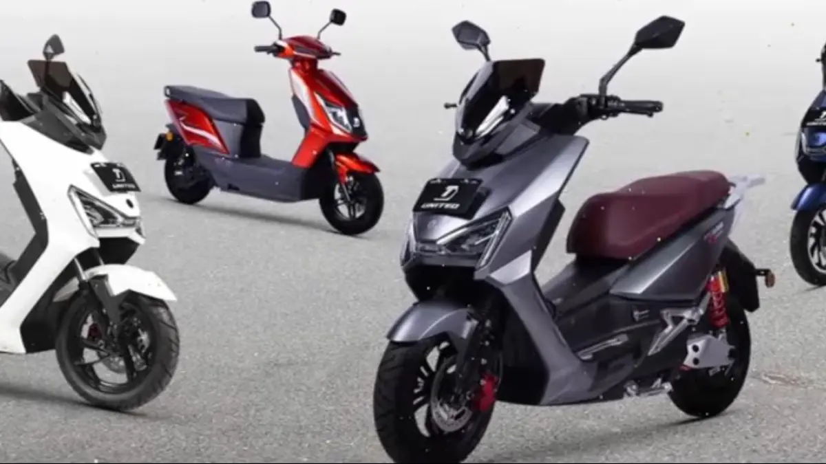 Rekomendasi motor listrik yang bagus dan awet terbaru 2026, dari harga murah hingga premium dengan fitur canggih dan jarak tempuh jauh. (screenshot youtube)