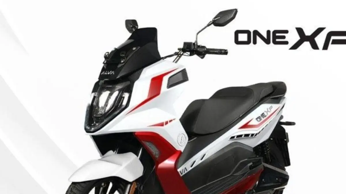 Alpha One XP motor listrik terbaru hadir dengan TFT adaptif, desain baru, dan harga mulai Rp31 jutaan setelah subsidi.(screenshot youtube)