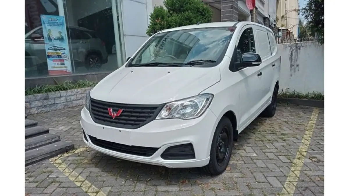 Wuling Confero 2026 hadir dengan kabin lega, fitur lengkap, dan harga mulai Rp200 jutaan. MPV keluarga ideal di Indonesia!(pinterest)