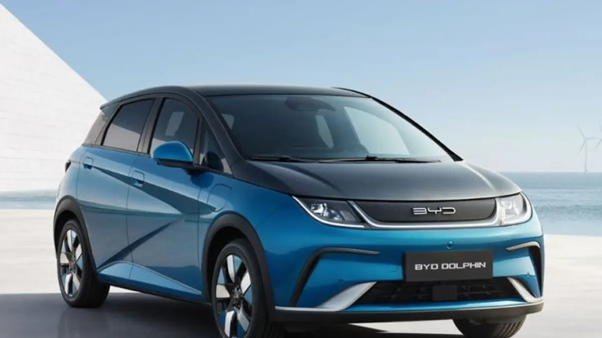 BYD Dolphin 2023 diuji ekstrem di jalan tol dan pegunungan. Akselerasi kencang, performa mengejutkan, mobil listrik murah ini bikin penasaran! (Pinterest.com)