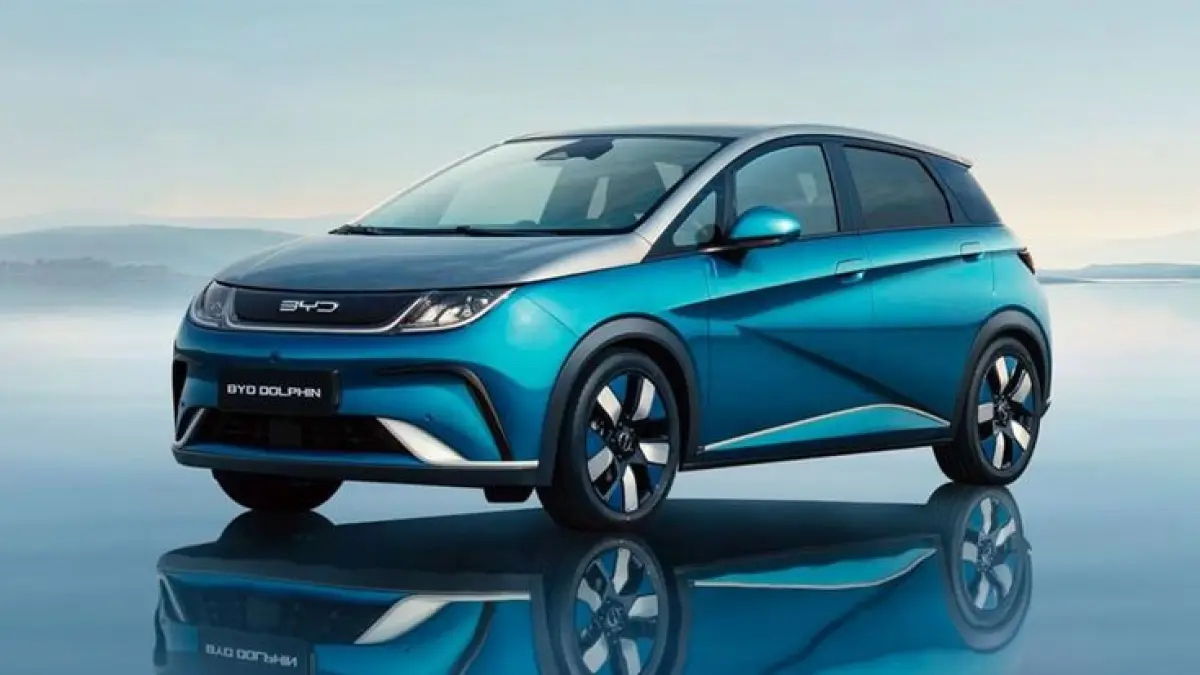BYD Dolphin hadir sebagai mobil listrik hatchback dengan jarak 490 km, fitur canggih, dan performa kuat. Simak kelebihan dan kekurangannya! (Pinterest.com)