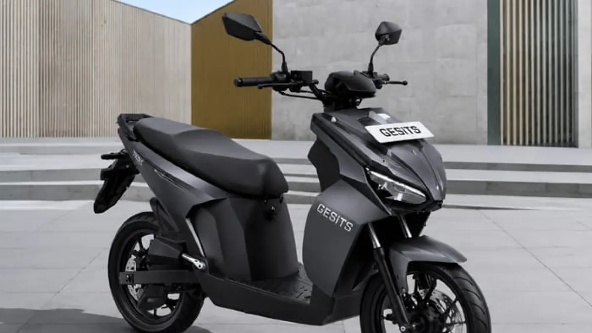 Gesit Raya motor listrik murah jadi sorotan, ini jarak tempuh asli, spesifikasi, dan performanya di jalan.(Gemini AI)