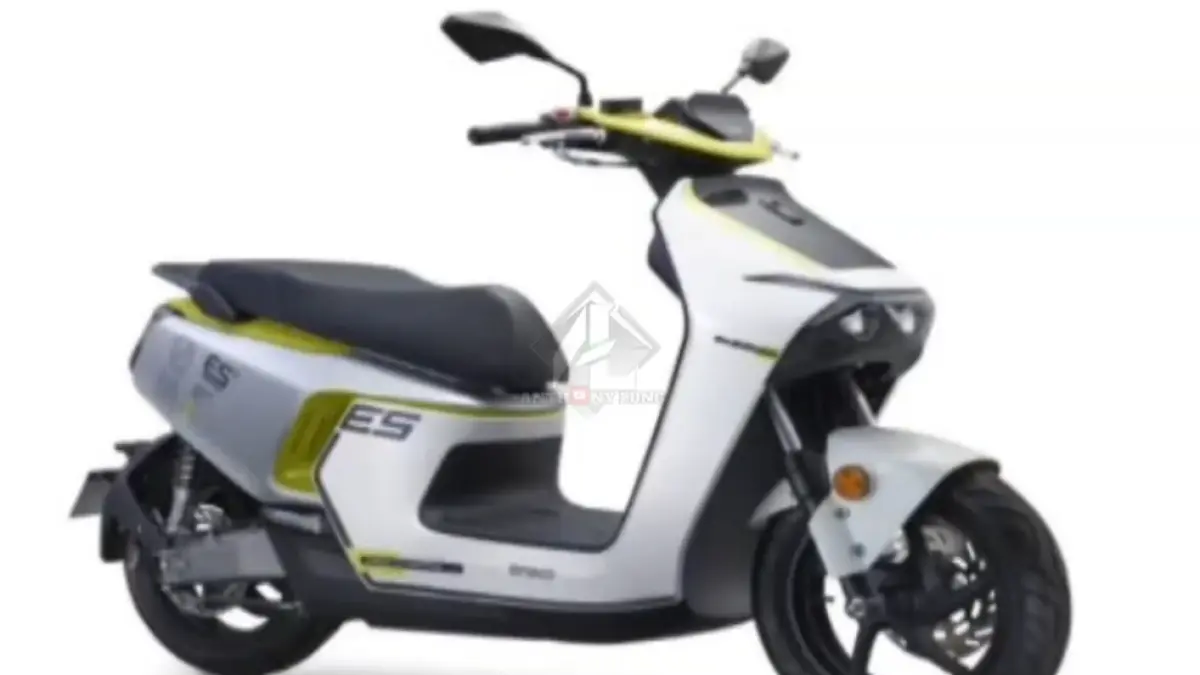 Motor listrik hybrid Zongsen ES5 2026 hadir dengan jarak tempuh 300 KM, teknologi canggih, dan pengisian daya super cepat. (screenshot youtube)