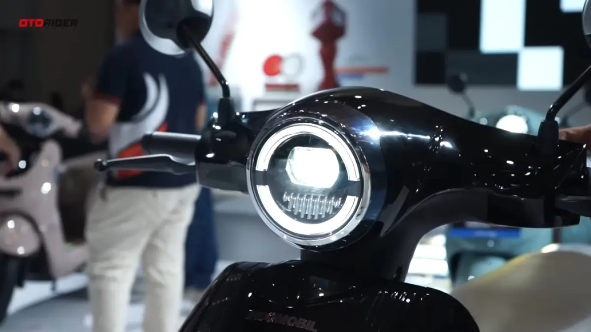 Motor listrik Indomobil QT Pro Rp18 juta hadir dengan jarak tempuh 130 km dan top speed 70 km/jam. Simak spesifikasinya.
(screenshot youtube)