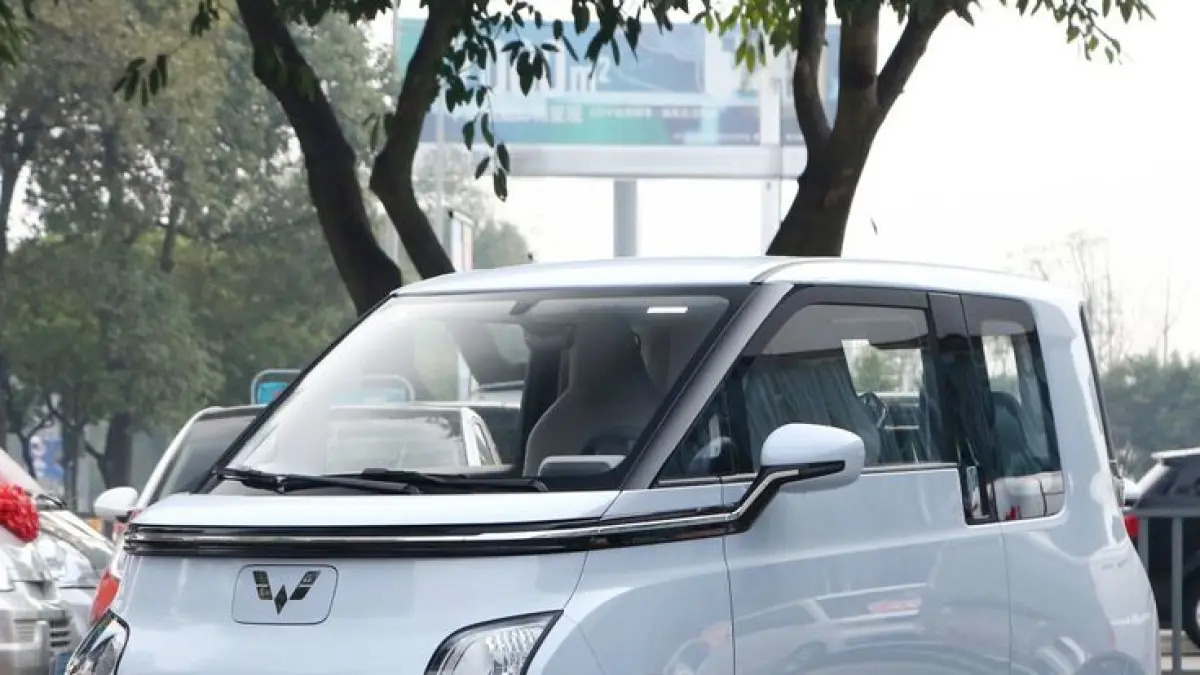 Wuling Air ev Lite 300 Km hadir dengan jarak tempuh lebih jauh dan harga terjangkau, cocok untuk mobil listrik harian di Indonesia. (Pinterest.com)