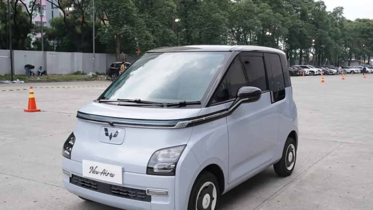 Wuling New Cloud EV dan Air EV 2025 update CCS dan varian Lite, simak perubahan, spesifikasi, dan harga terbaru mobil listrik ini. (Pinterest.com)