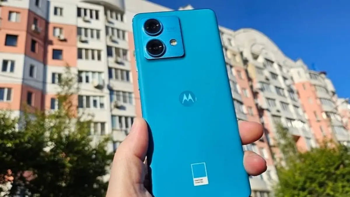 Motorola Edge 70 Fusion vs Samsung Galaxy A57, duel kamera HP Rp5 jutaan dengan hasil foto tajam, low light, dan video 4K.