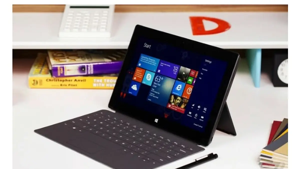 Rekomendasi tablet Windows terbaik 2026 dengan spek gahar dan harga beragam. Cocok untuk kerja, kuliah, hingga multitasking!(pinterest)