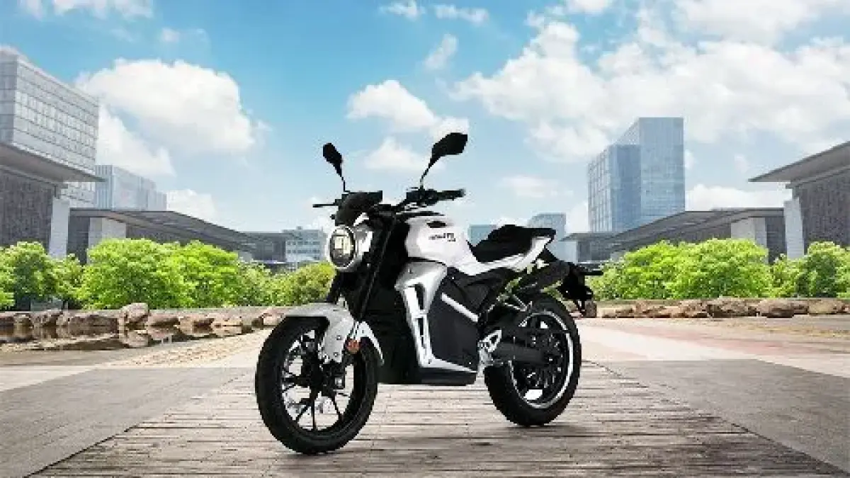 Review jujur Rakata NX8 2024: Tampang sangar ala moge Thailand, tapi rem depannya "overkill"? Simak impresi berkendara dan kelemahannya di sini!(Pinterest)