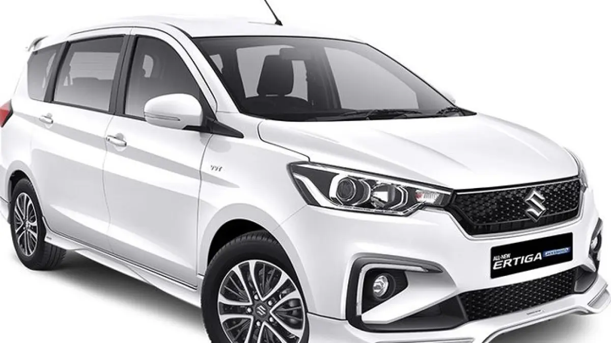 Suzuki Ertiga Hybrid 2026 hadir lebih modern, irit BBM, fitur canggih, dan teknologi hybrid untuk mobil keluarga masa kini.(Gemini AI)