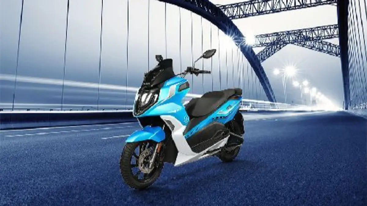 Tes ride Alpha One XP ungkap impresi motor listrik bergaya PCX dengan TFT digital, torsi besar, dan harga Rp31 jutaan. (Pinterest) 