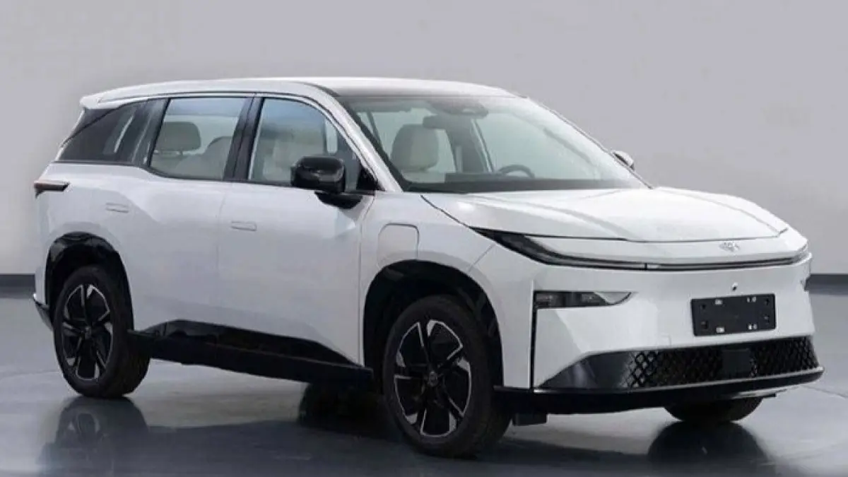 Jaecoo J5 EV hadir dengan harga di bawah Rp300 juta, fitur melimpah, desain premium, dan jarak tempuh hingga 420 km.