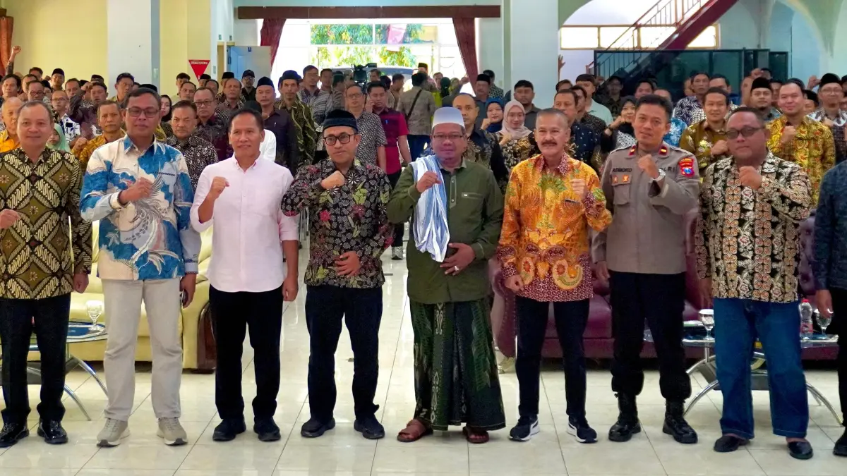 Terus berkolaborasi, PG Modjopanggoong bersama pemerintah dan para petani tebu terus berkolaborasi guna meningkatkan kualitas dan kuantitas.