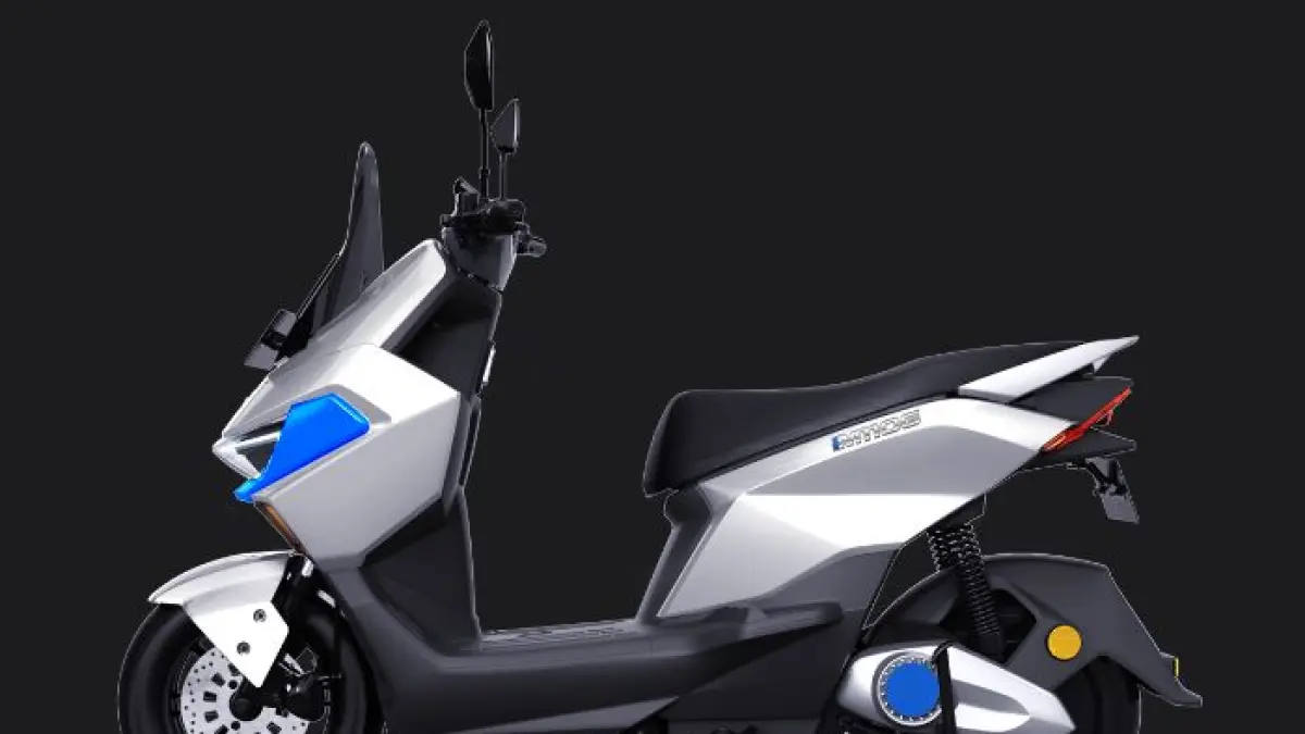 Motor listrik Uwinfly M110G resmi rilis! Harga Rp 13 jutaan, top speed 99 km/jam, jarak tempuh 100 km, dan kontrol lewat HP. Cek spesifikasinya!(Google)