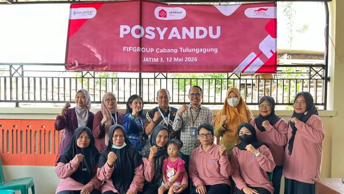 Foto bersama kegiatan Posyandu pada Selasa, 12 Mei 2026, di Kelurahan Tertek, Tulungagung.