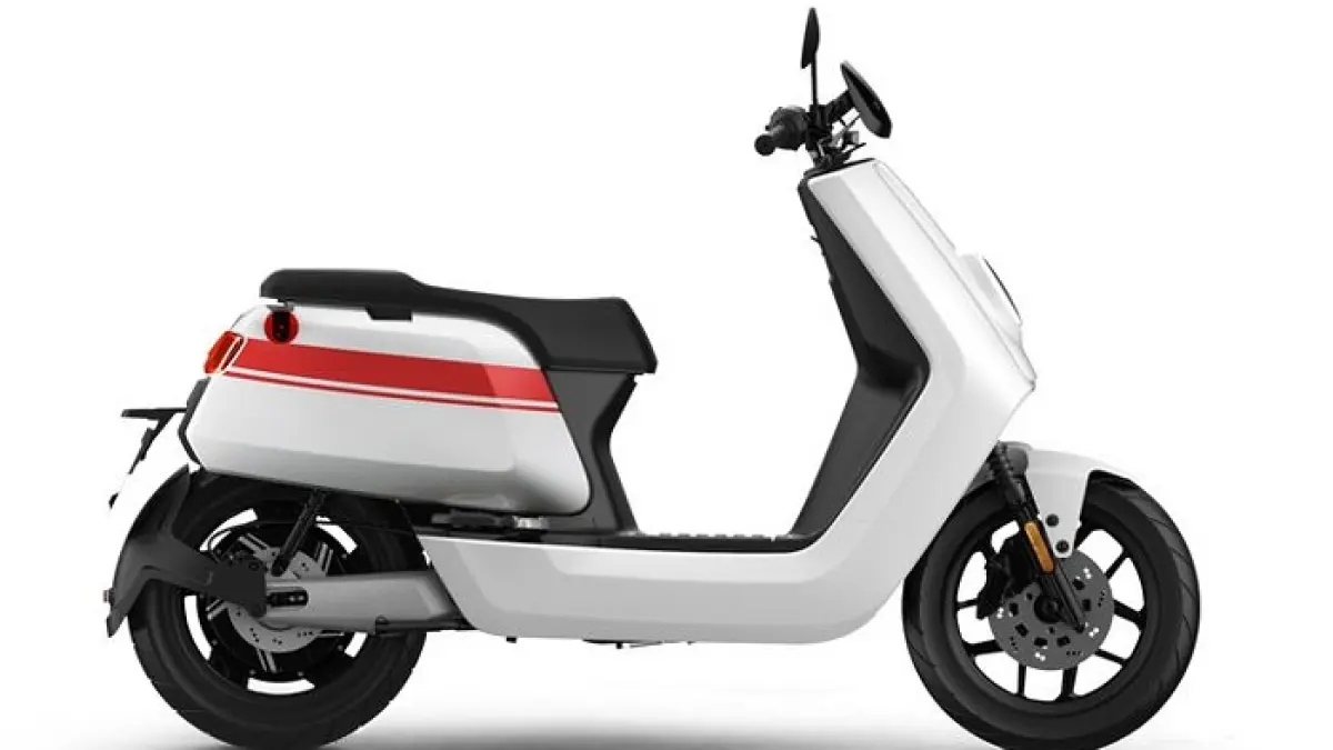 Motor listrik dipakai 6 tahun tembus 48.000 km, begini kondisi baterai, rem, suspensi, dan biaya perbaikannya.(Gemini AI)