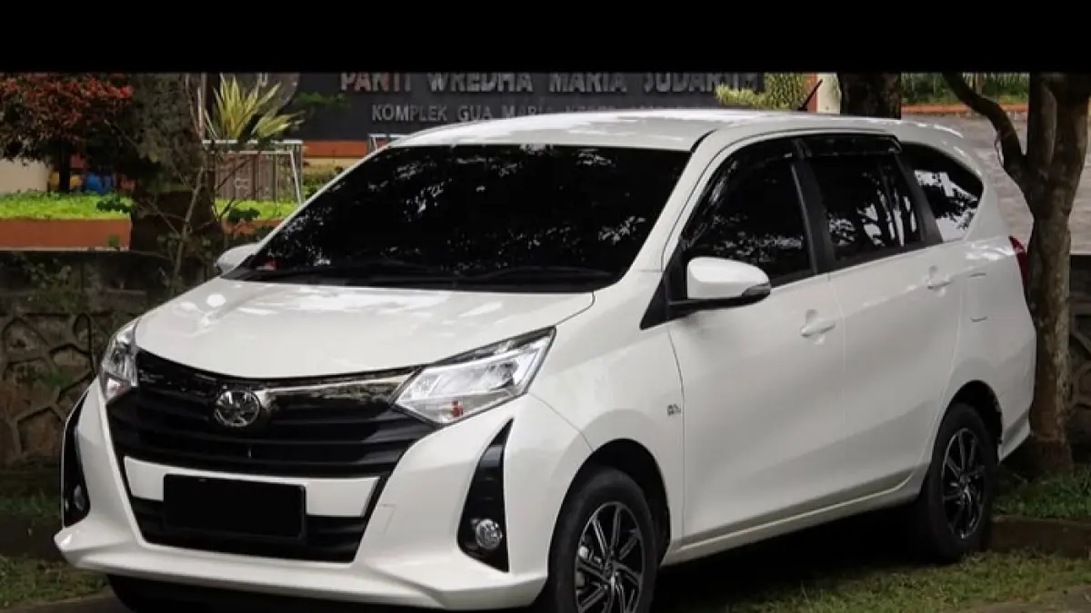 ScreenshotToyota Calya tipe G hadir makin mewah dengan auto retract, full LED, dan harga Rp180 jutaan. Cocok untuk mobil keluarga. (Pinterest) 