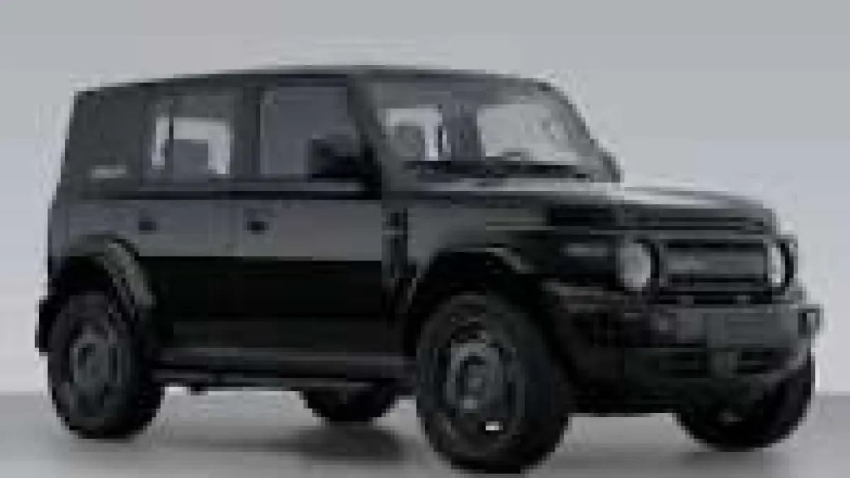 Duel SUV Ikonik: Suzuki Jimny 5 Door vs ICAR V23, Pilih Legenda 4x4 atau Mobil Listrik Murah Bergaya Retro? (Google.com)