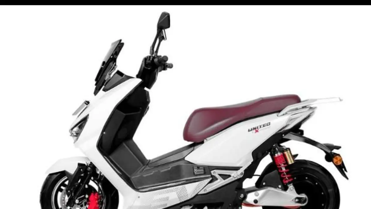 Motor listrik 3000 watt murah United TX 3000 hadir dengan desain sporty futuristik dan handling stabil saat berkendara.