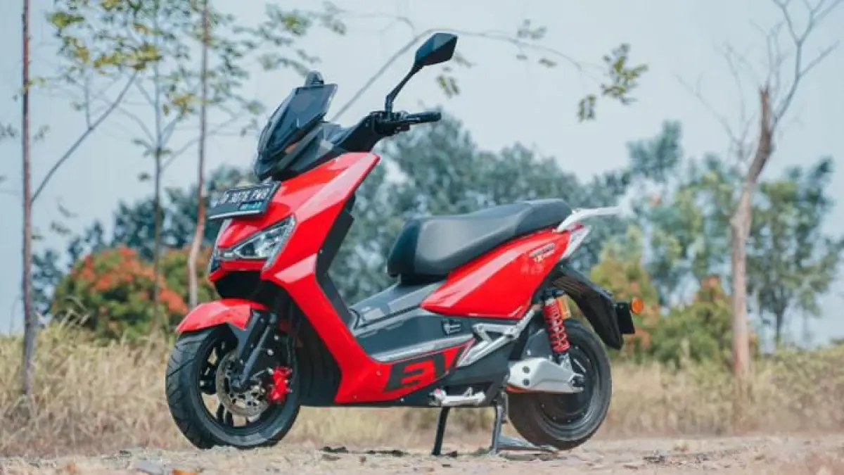 Motor listrik 3000 watt murah United TX 3000 hadir dengan desain sporty, tenaga besar, dan biaya operasional hemat.