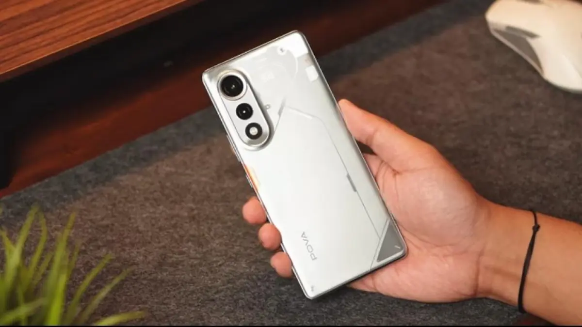 Harga Tecno Pova Curve 5G kini turun jadi Rp2,8 juta. HP curved 144Hz ini makin menarik dengan desain premium dan fitur lengkap.(screenshot youtube)