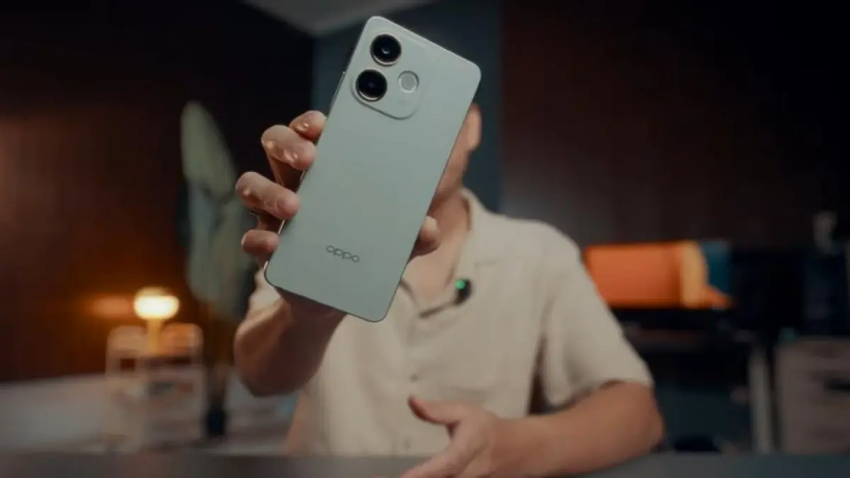 Oppo A5 Pro 5G hadir dengan IP69, baterai 5.800 mAh, dan standar militer. Tapi kualitas kameranya masih jadi sorotan.(screenshot youtube)