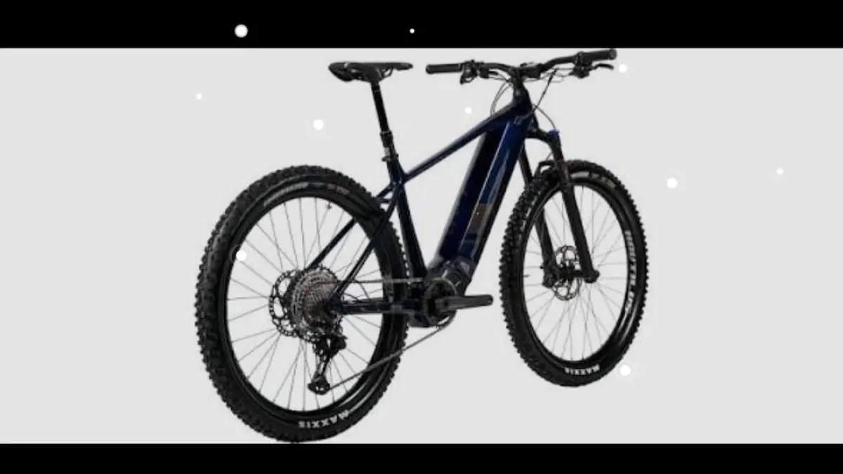 United E-Bike 27,5 inci hadir dengan pedal assist, motor listrik responsif, dan harga Rp8 jutaan. Cocok buat gowes santai hingga nanjak.