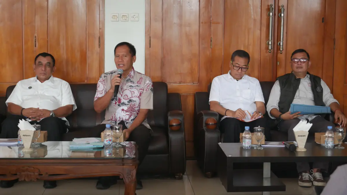 Silaturahmi dan koordinasi mitra SPPG Kabupaten Tulungagung bersama tenaga ahli BGN Pusat, di Rumah Dinas Wakil Bupati Tulungagung, Jumat (15/5/2026).