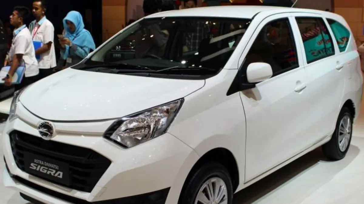 Cek harga dan spesifikasi Daihatsu Sigra 2026 yang kian premium, irit bensin hingga 20 km/l, dan ramah kantong. Pilihan ideal pembeli mobil pertama! (Pinterest)